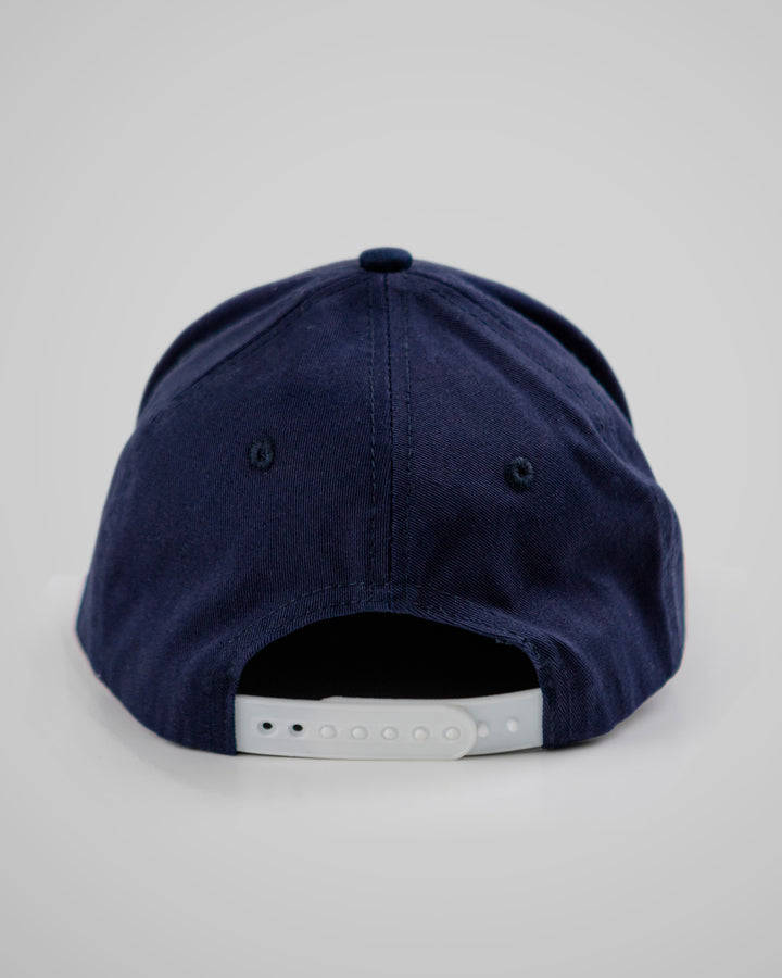 Navy blue cap with a white brim on a light gray background #color_midnight